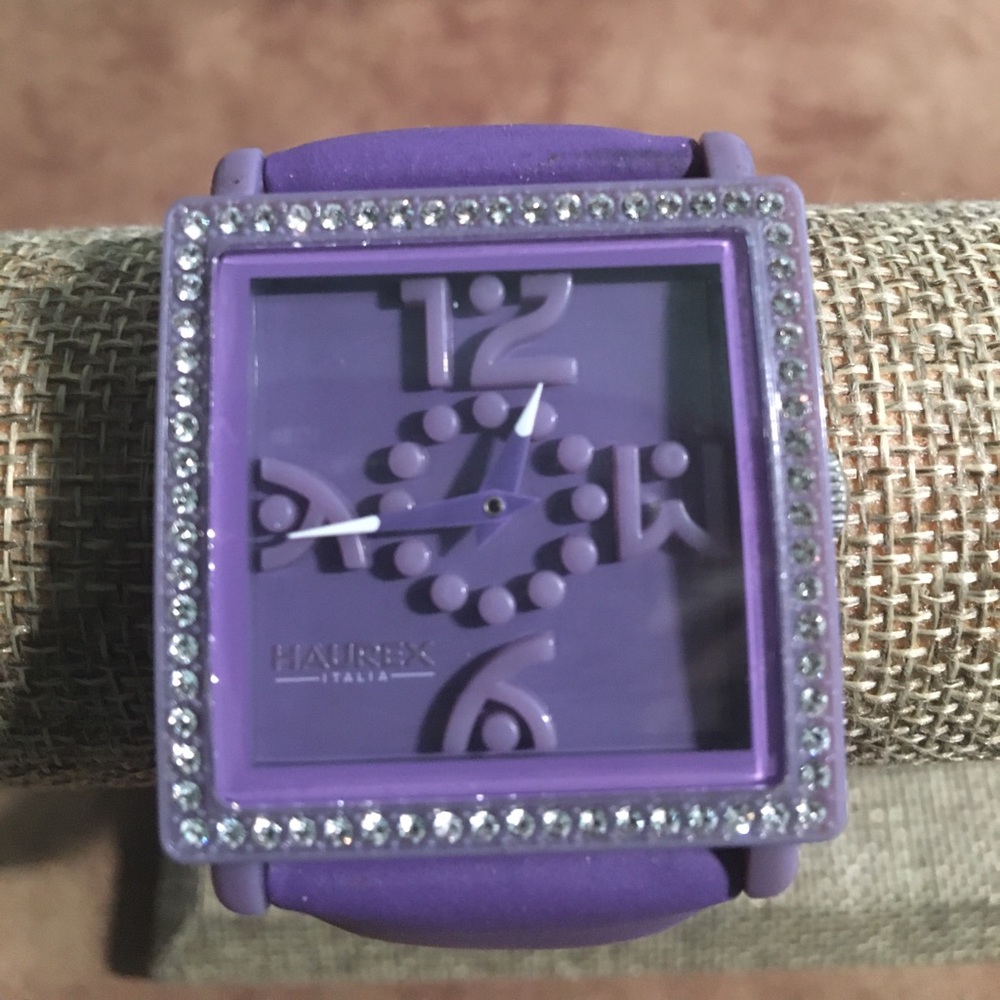 HAUREX AUTHENTIC PRE-LOVED ITALY DIVERSO PURPLE DIAMONDS DESIGN WOMEN’S WATCH